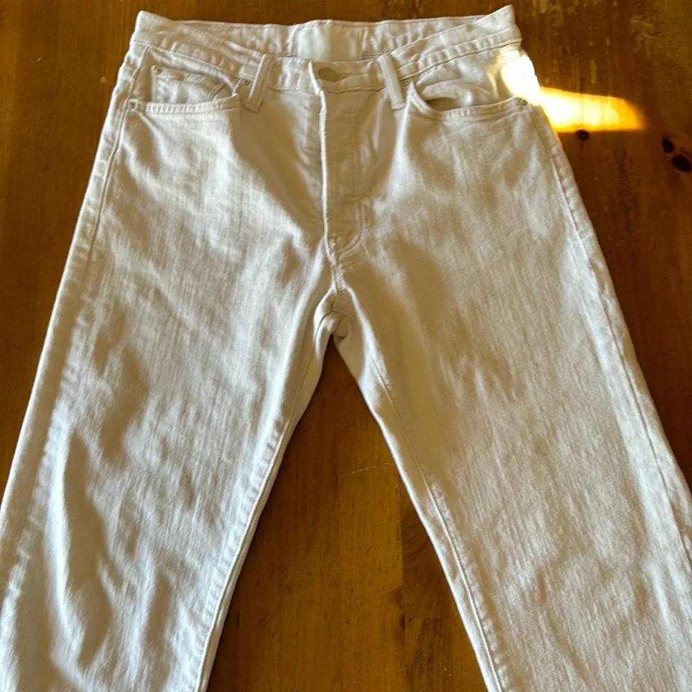 MOTHER Superior Ditcher Cropped Jeans in Act Natural - Picture 7 of 15